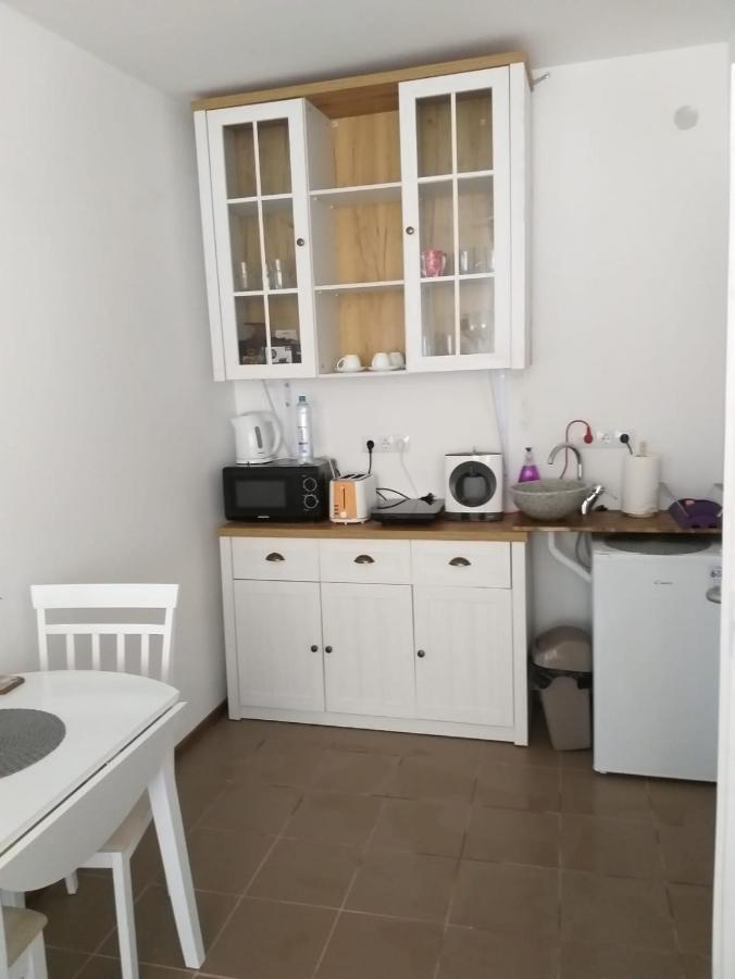 Sara House Apartment บิสตริซา ภายนอก รูปภาพ