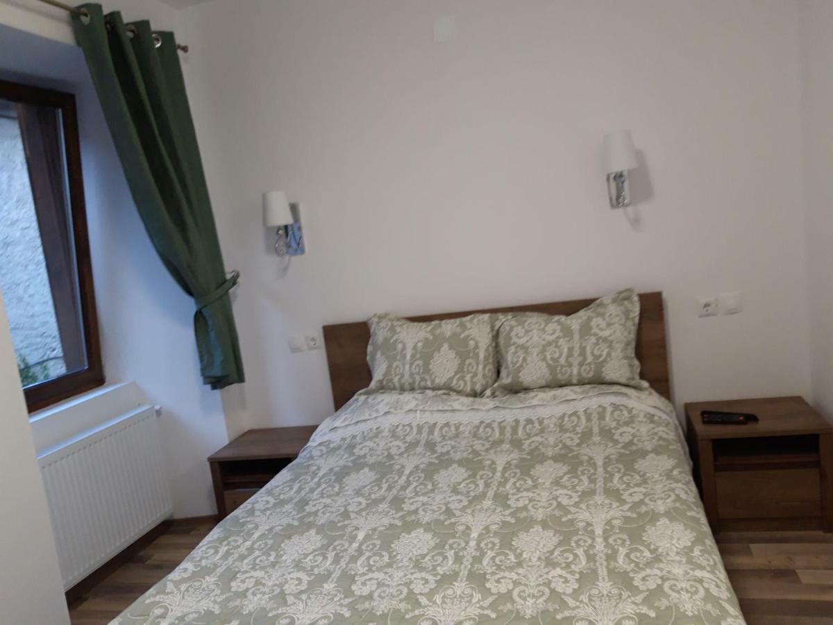 Sara House Apartment บิสตริซา ห้อง รูปภาพ