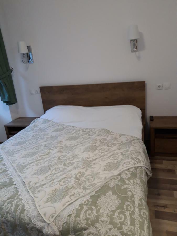 Sara House Apartment บิสตริซา ภายนอก รูปภาพ